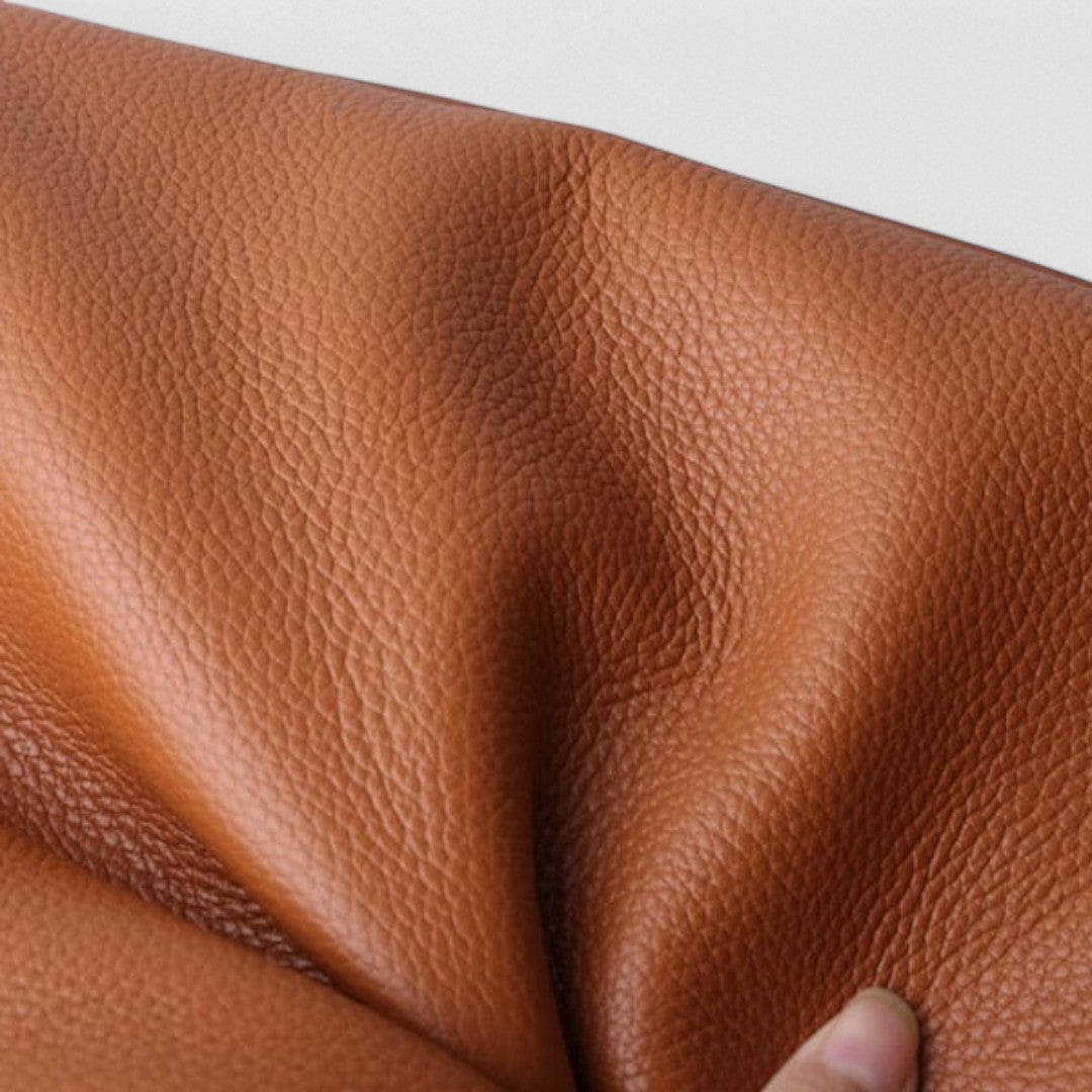 Aoife - Elegant and Timeless Shoulder Bag