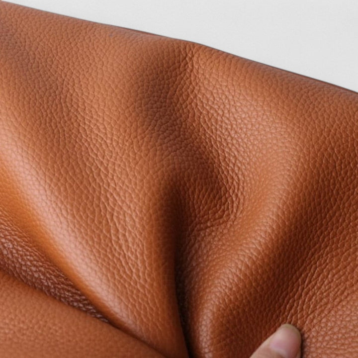 Aoife - Elegant and Timeless Shoulder Bag