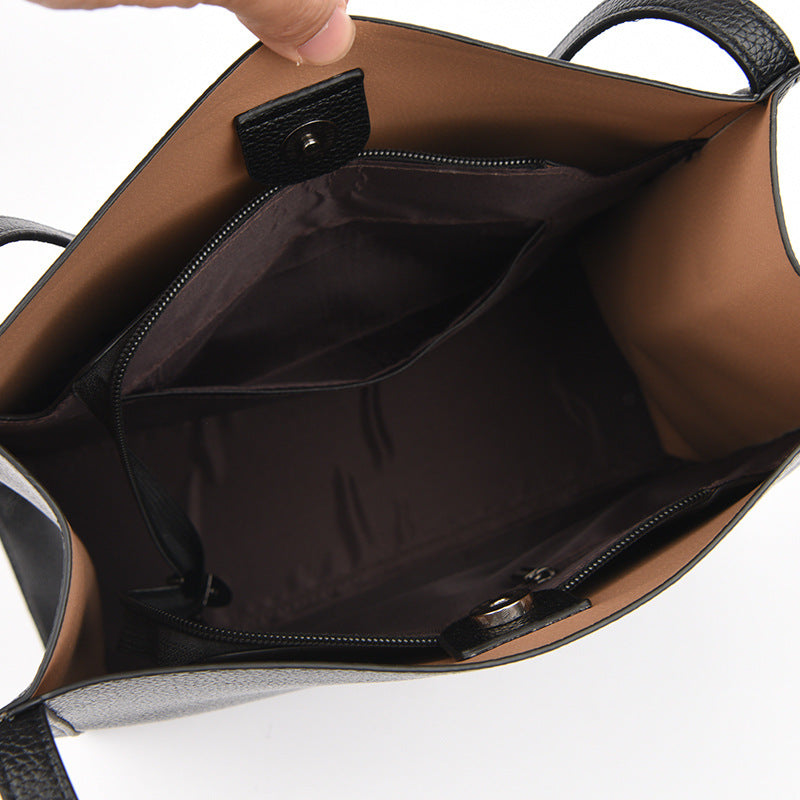 Aoife - Elegant and Timeless Shoulder Bag