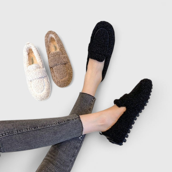Solenne | Warm Slippers with Elegant Design — Buy 1, Get 1 Free